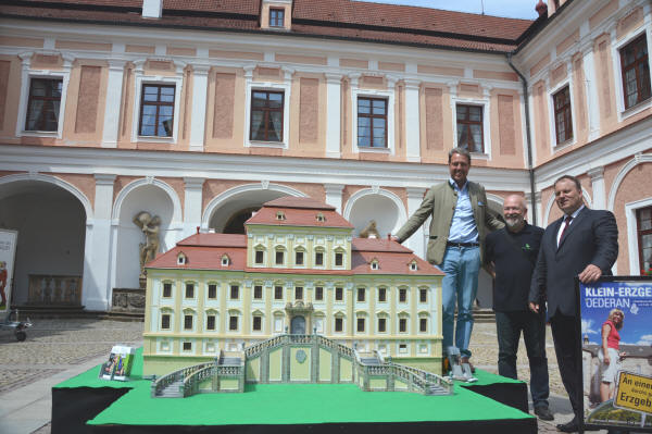 Modellschloß2016