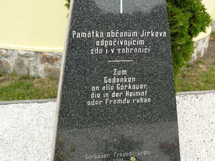 gedenkstein02_goerkau.jpg (136025 Byte)